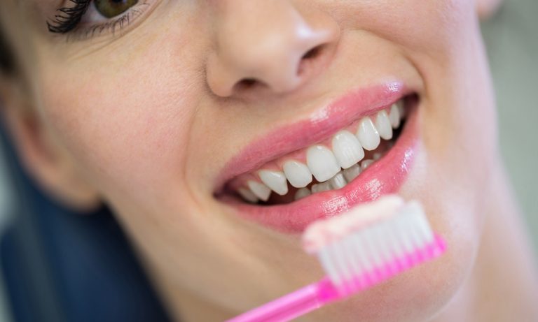 How to keep gums healthy? Tips to keep your gums healthy